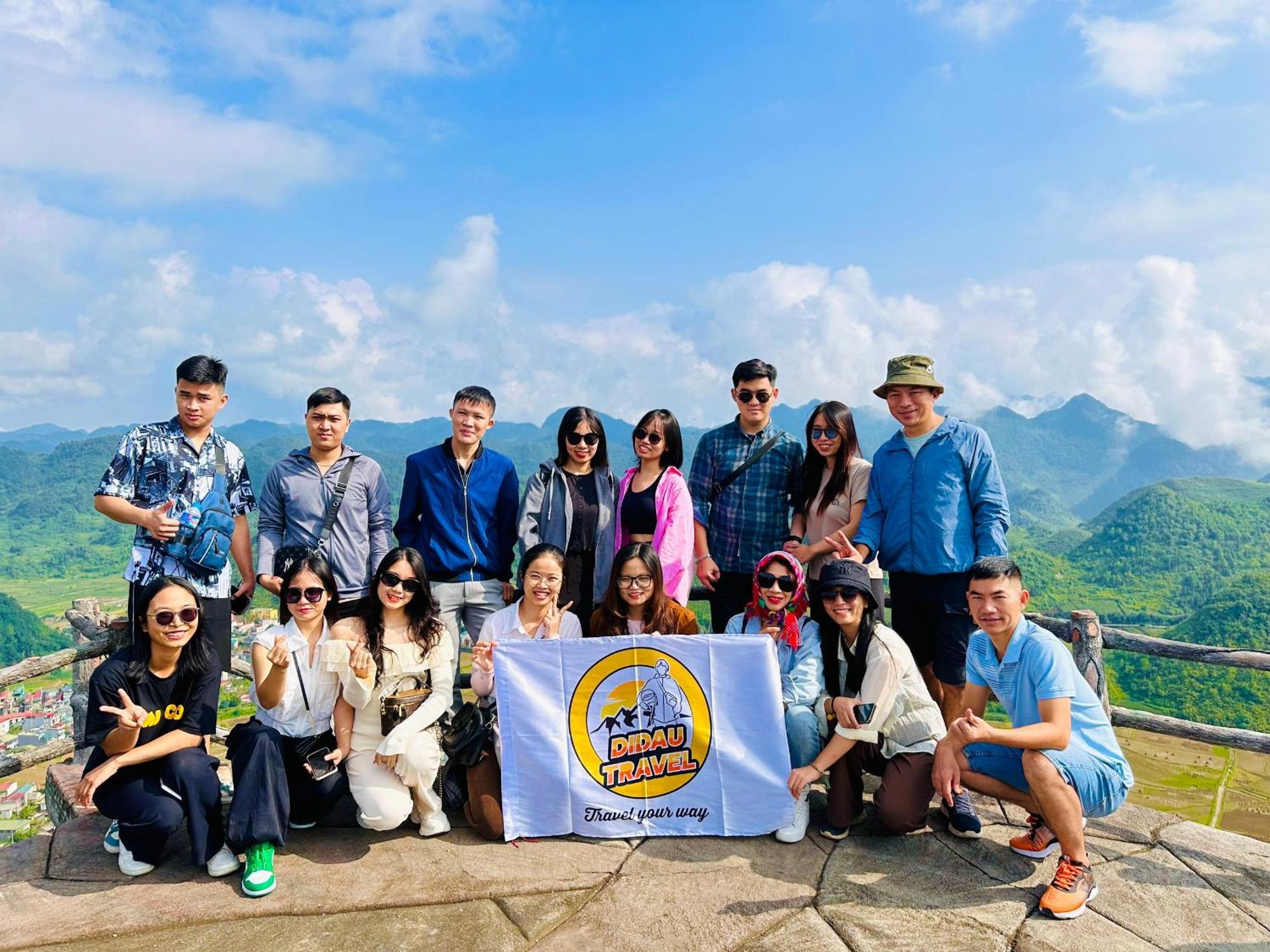 Tl Adventure Tour & Motorbike Aparthotel Ha Giang Luaran gambar