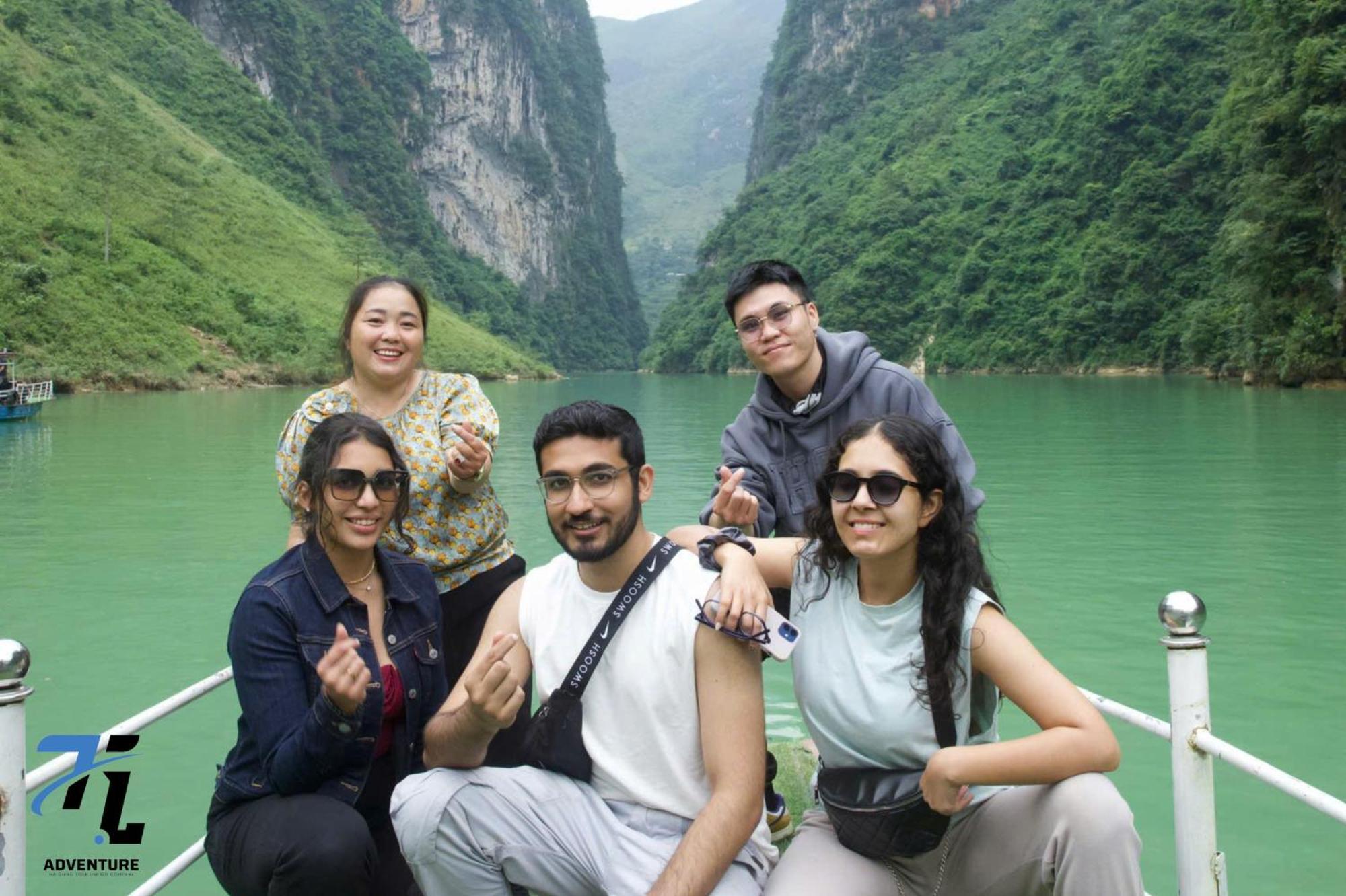 Tl Adventure Tour & Motorbike Aparthotel Ha Giang Luaran gambar